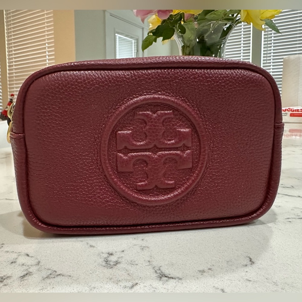 Tory Burch Perry Bombe Mini Bag